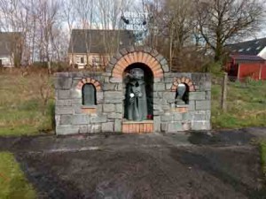 Ballinameen Monument