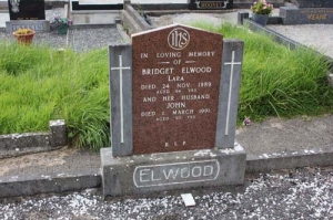 Elwood Bridget Lara